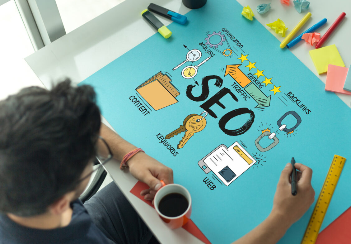 Illustrazione Seo on table, articolo Estrogeni&Partners
